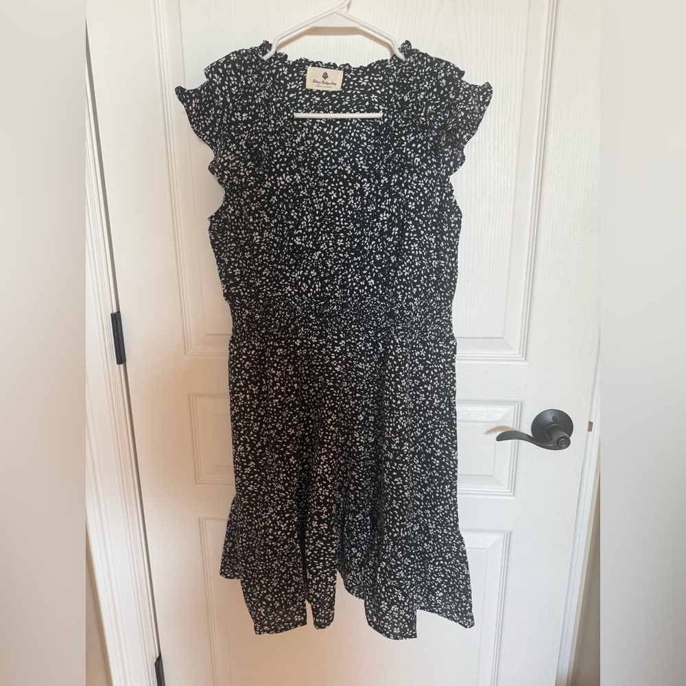 Never worn Black Ruffle Sleeve Dress - boutique - Picture 4 of 5